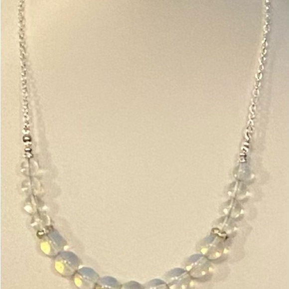 NEW Glass bead necklace - Picture 2 of 2